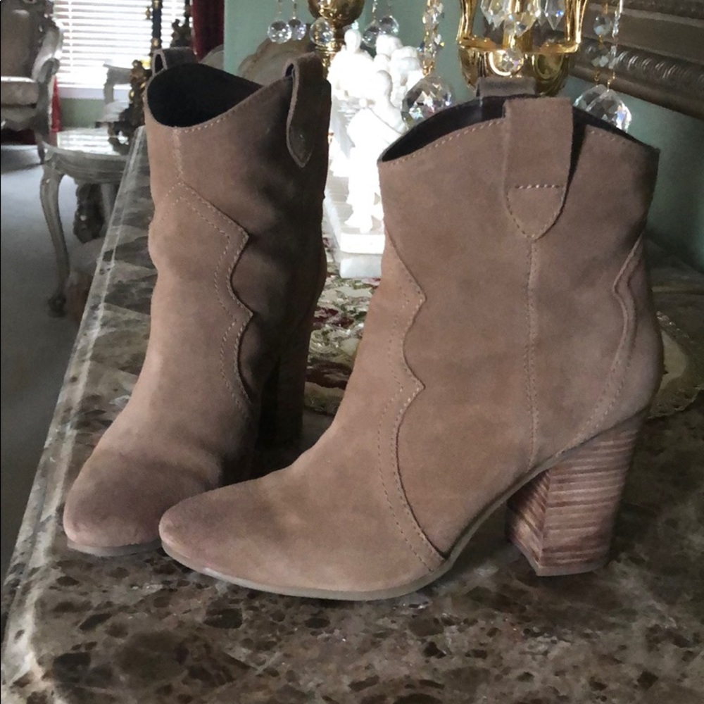 Aerosoles Boots